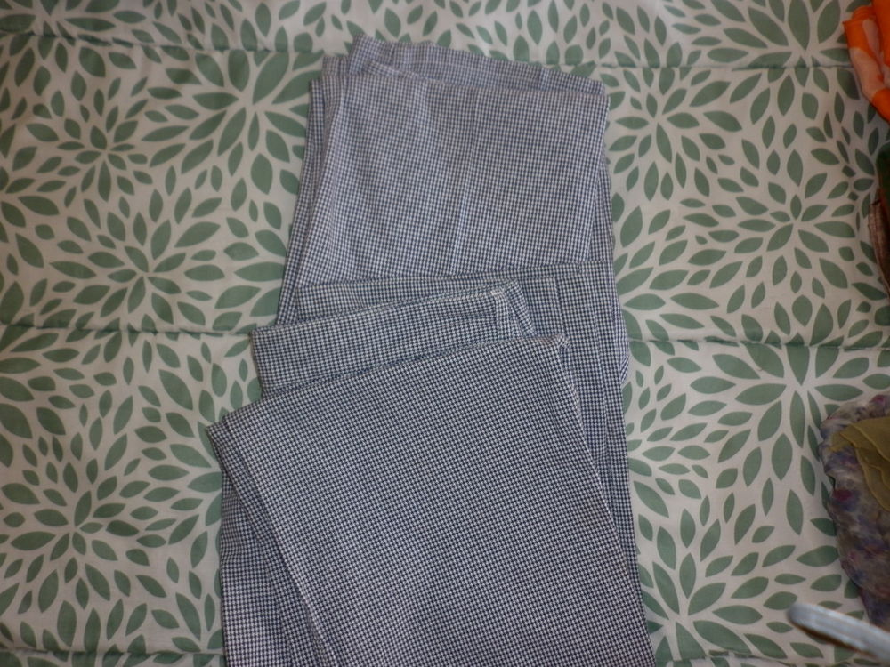 2 pantalons de cuisine ROBUR taille 40 les deux 10€ Vêtements