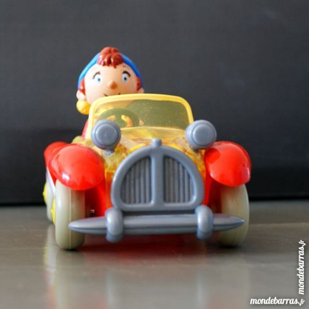 Oui-Oui en voiture plastique Jeux / jouets