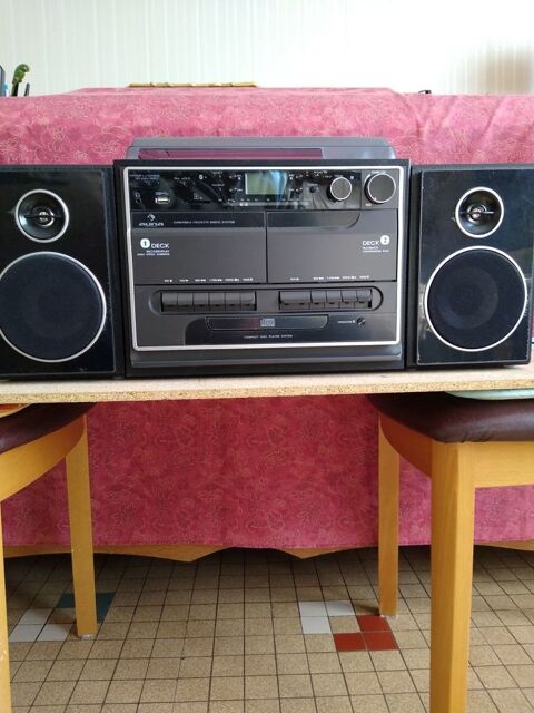            ENSEMBLE MULTIMEDIA 160 Nevers (58)