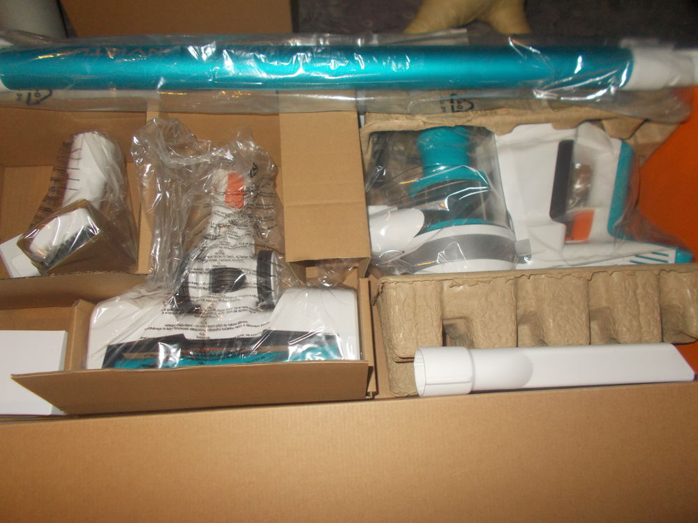 Aspirateur Invictus x 7 pour 21 pi&egrave;ces neuf faire prix
Bricolage