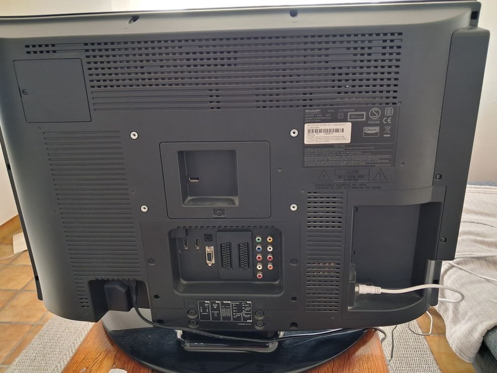 t&eacute;l&eacute;vision combi lecteur DVD Photos/Video/TV