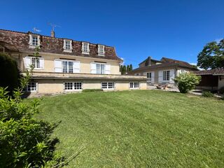  Maison � vendre 10 pi�ces 247 m�