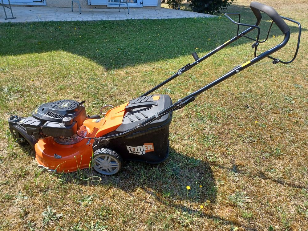 tondeuse &agrave; gazon Jardin