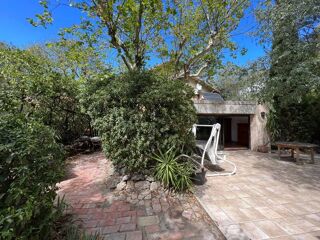  Maison  vendre 9 pices 240 m