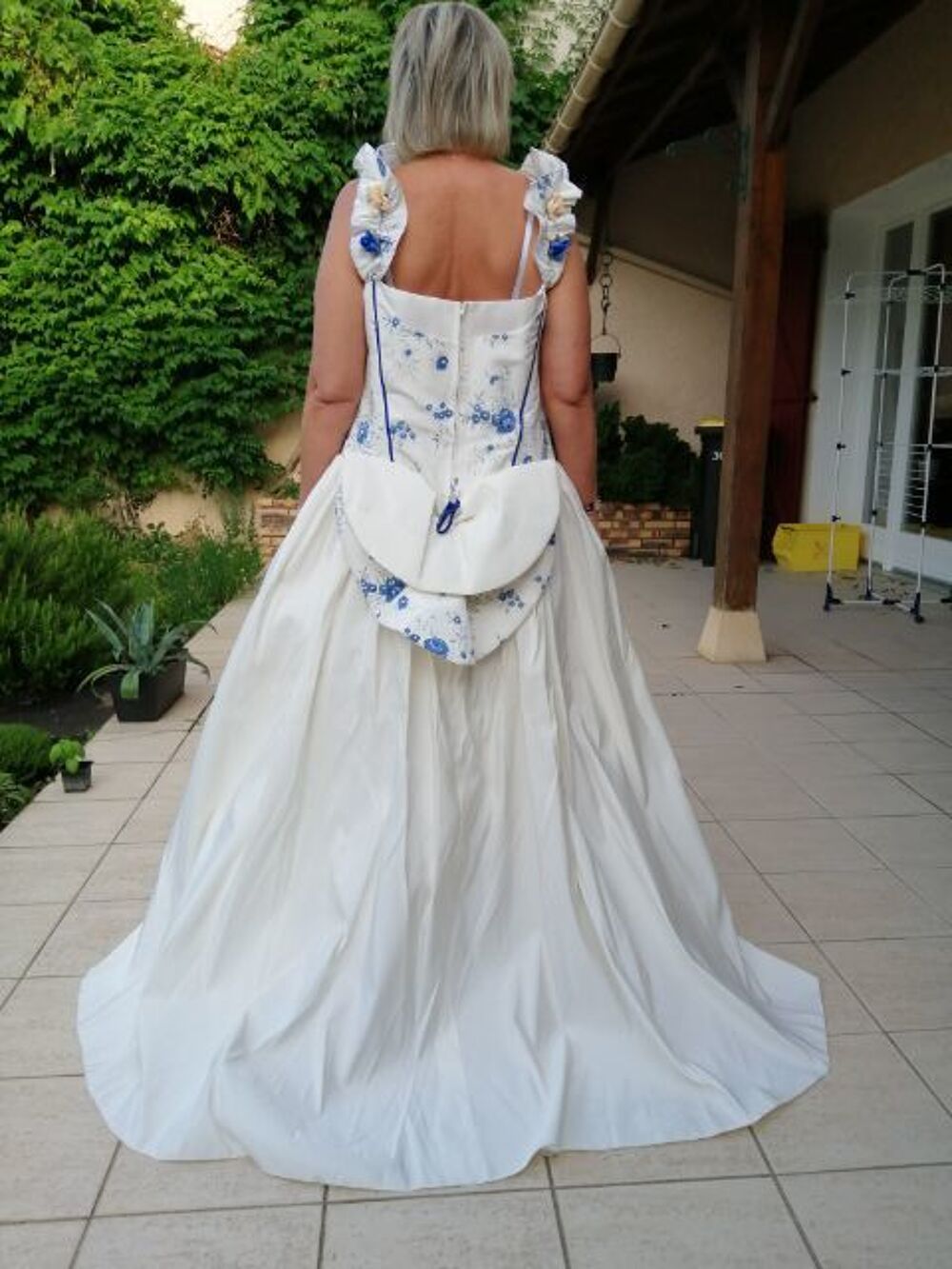robe de mari&eacute;e Vêtements