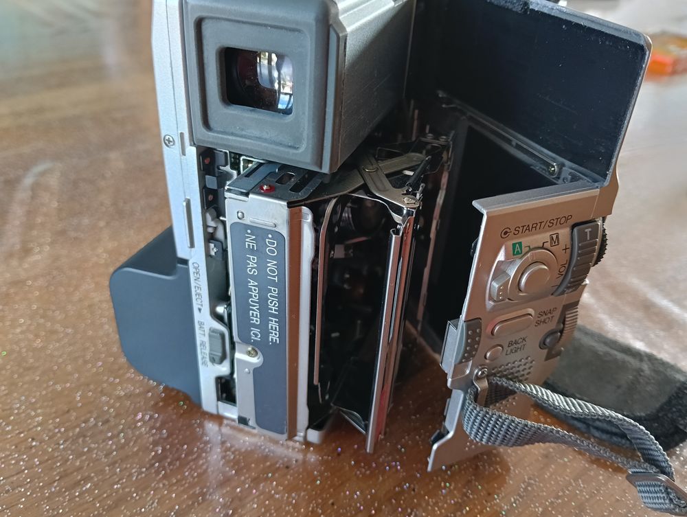Camescope JVC GR-DVX4 Photos/Video/TV