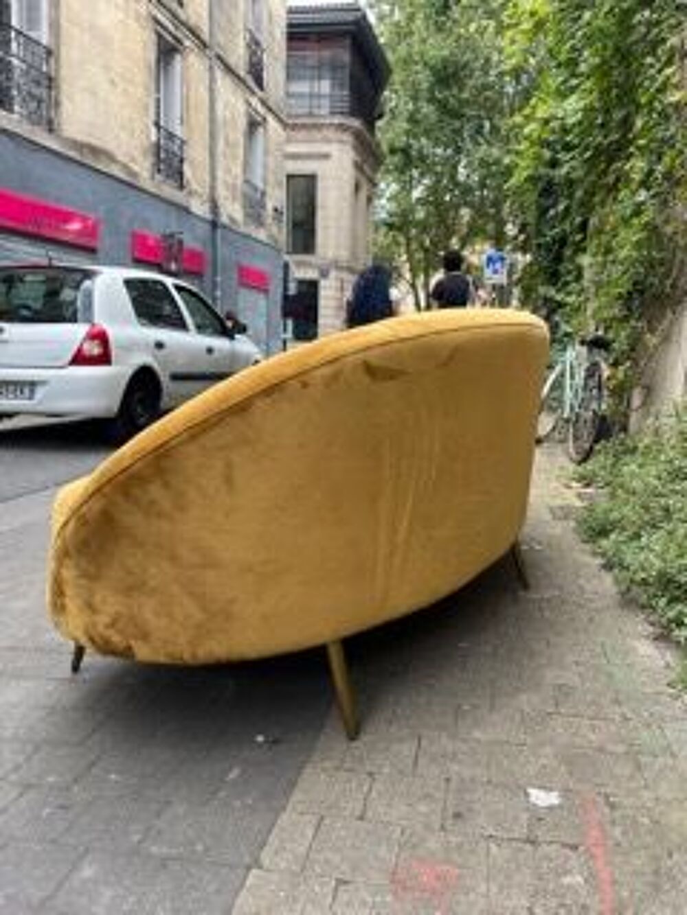 Canap&eacute; jaune moutarde Meubles