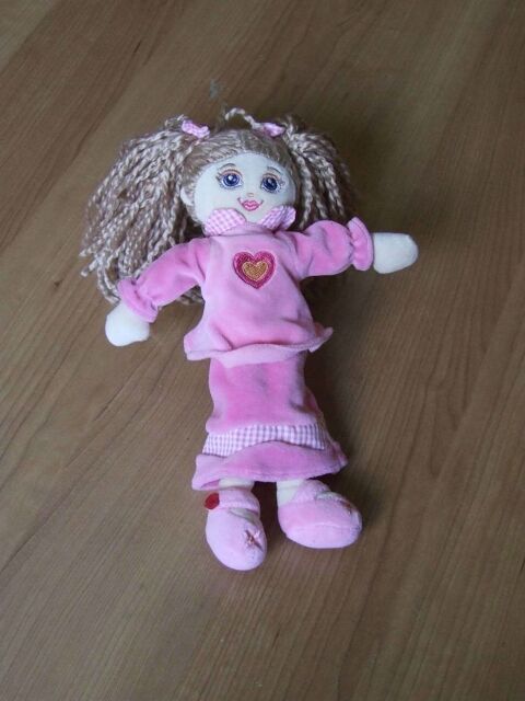 Poupe de chiffon rose, doudou, Norme CE 2 Bagnolet (93)