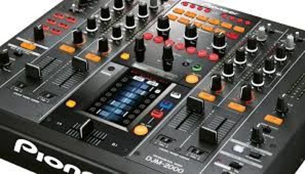 table DJM 2000 Pioneer Audio et hifi