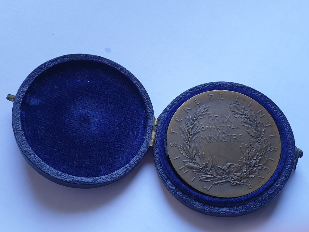 M&eacute;daille Cuivre dans son &eacute;crin d'origine velour 