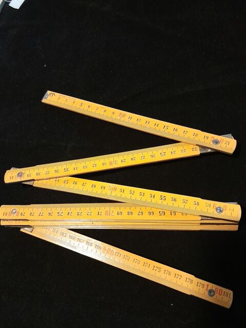 Ancien Double M�tre D�pliant en Bois jaune 18 Tours (37)