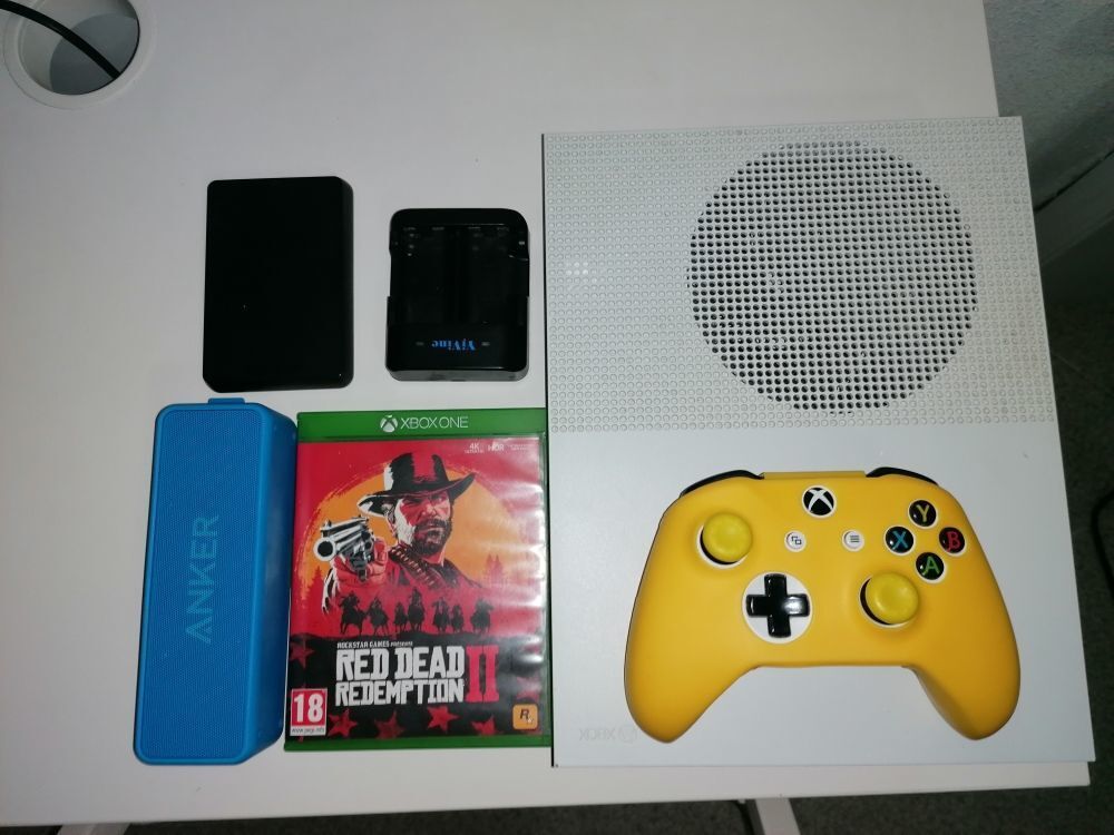Pack Xbox one S et plus Consoles et jeux vidéos