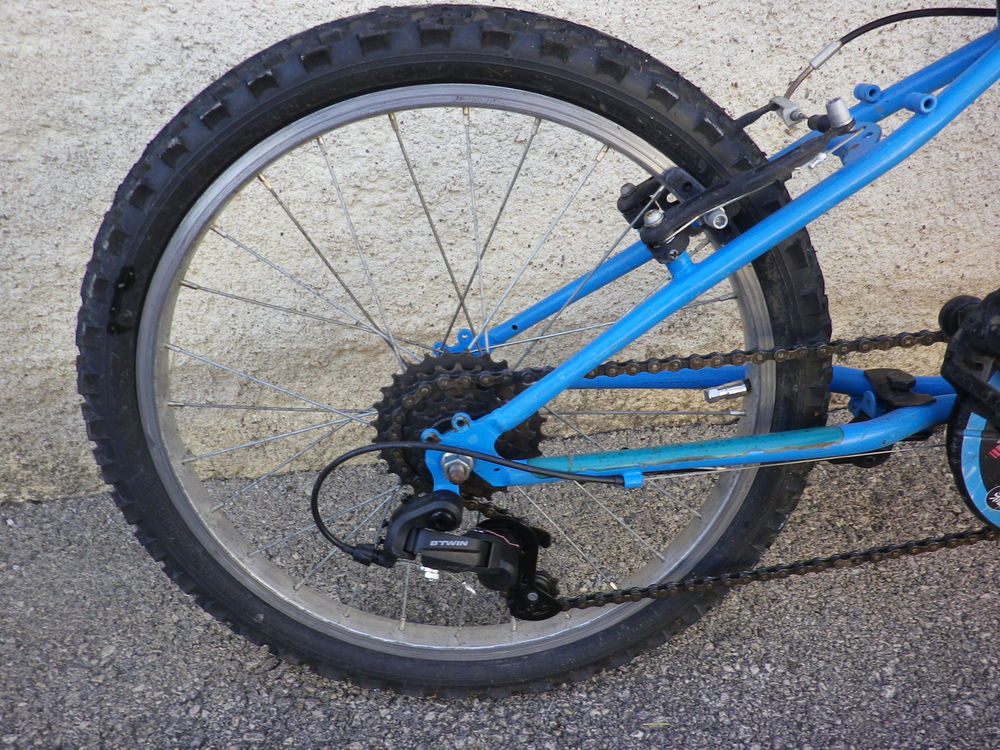 VTT Btwin Racing Boy 300 Vlos