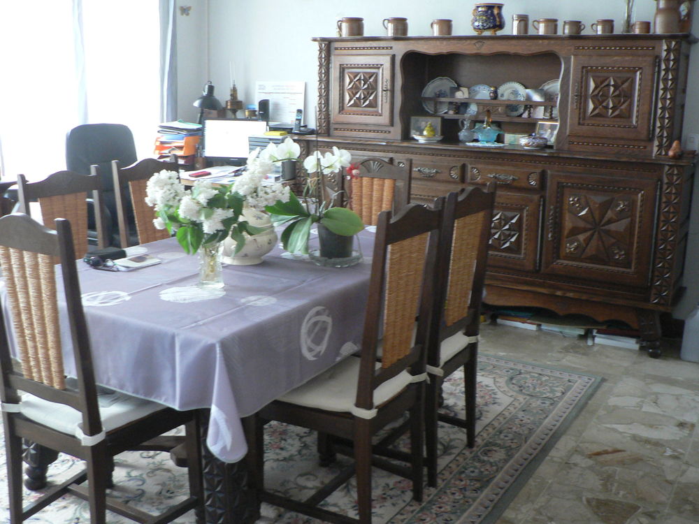 Table de salle &agrave; manger Meubles