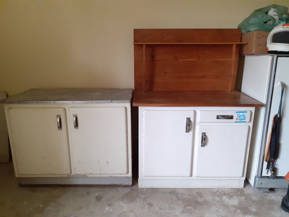 1 Meuble Bois Blanc Ann&eacute;e 1950. Meubles