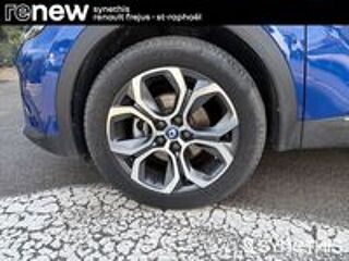 Captur E-Tech full hybrid 145 Techno fast track 2023 occasion 83600 Fr&eacute;jus