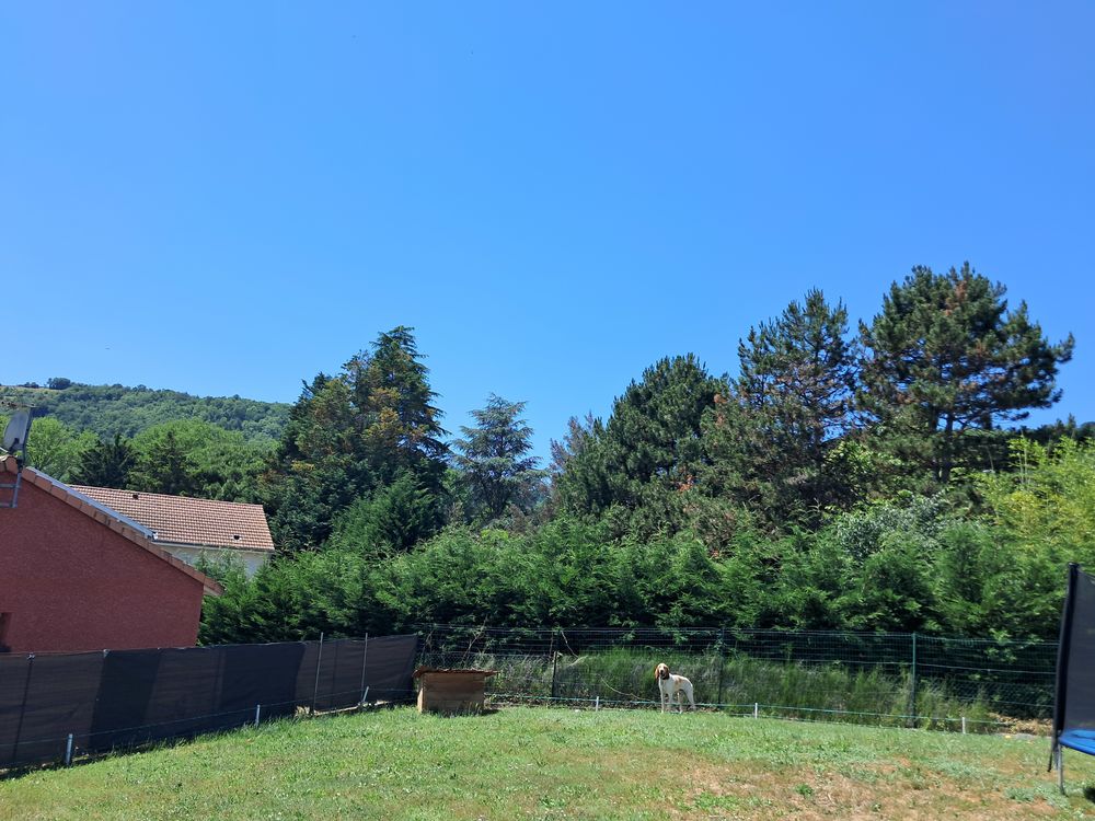 Vente Villa MAISON AVEC GRAND GARAGE ET GRAND TERRAIN CENTRE 