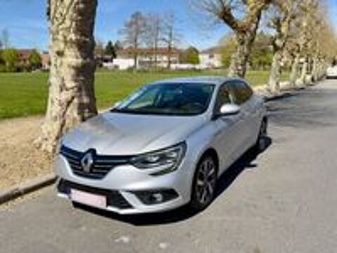 Megane IV M&eacute;gane IV Berline TCe 130 Energy Limited 2018 occasion Bruxelles, Belgique