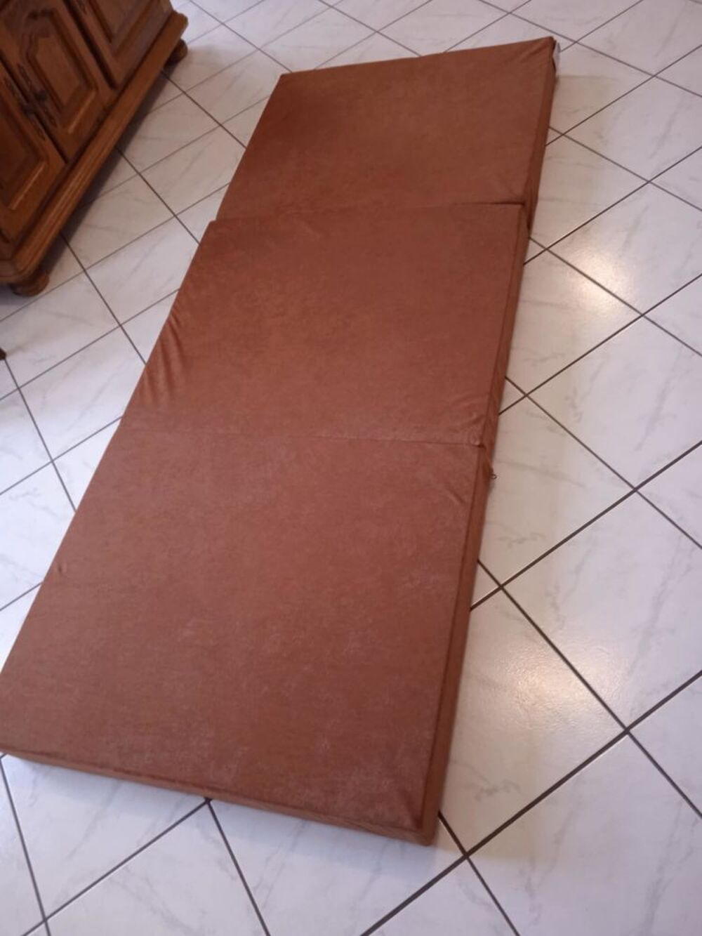 Pouf , lit fa&ccedil;on futon Meubles