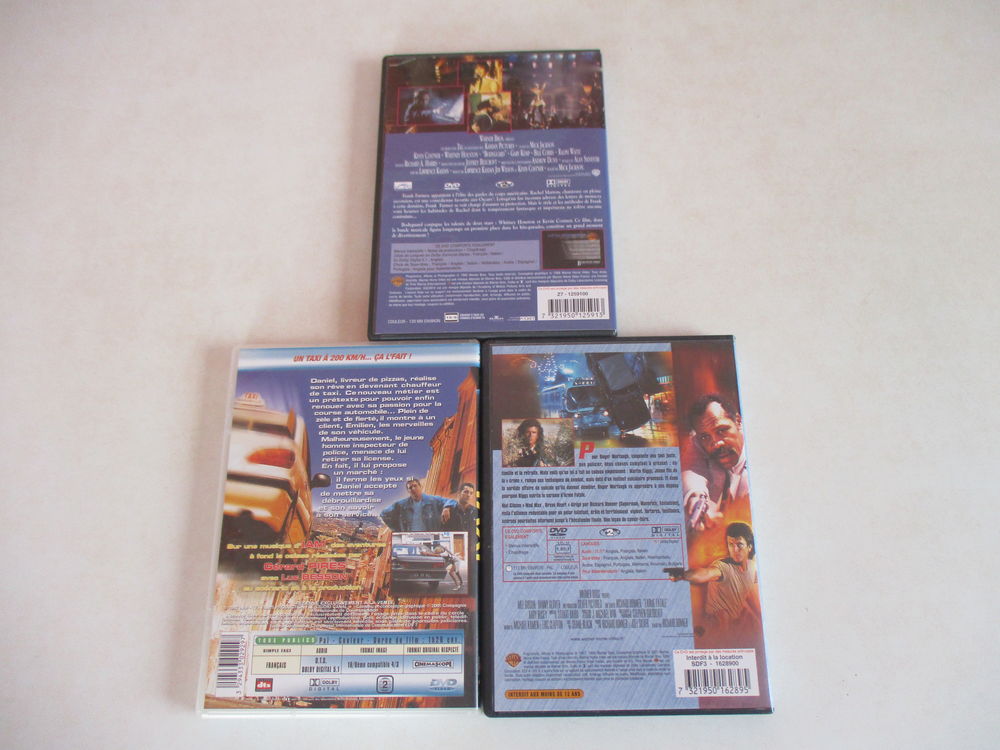 Lot de trois films en DVDS : Bodyguard Taxi L'arme Fatale DVD et blu-ray