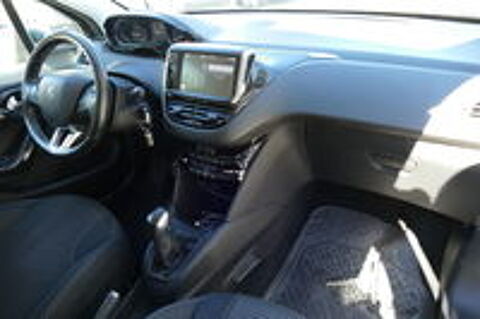 208 1.2 PureTech 82ch BVM5 Allure 2016 occasion 13600 La Ciotat