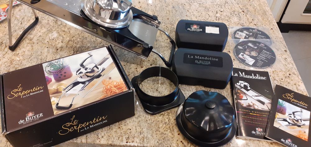 Mandoline et serpentin de cuisine professionnelle de Buyer Cuisine
