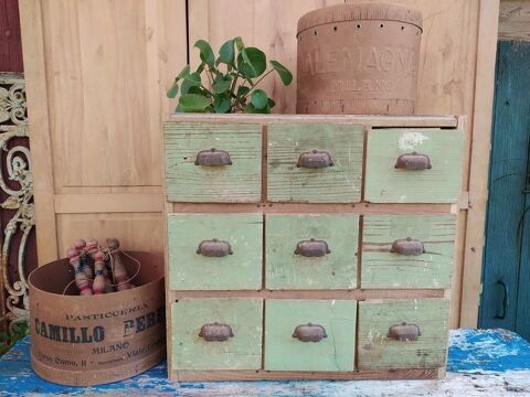 Ancien Meuble de M�tier � Tiroirs Patine Ancienne Verte 
0 Loches (37)