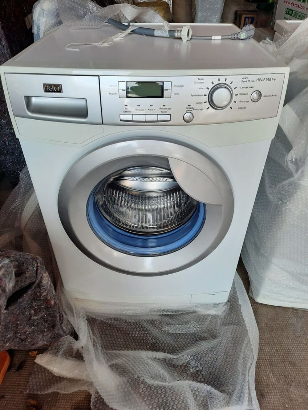 : d'une machine &agrave; laver HAIER neuve charge 8kgs Electrom�nager
