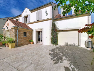 Maison 8 pièces 160 m² · à Saint-Germain-sur-Morin · 160 m² · 485 500 €