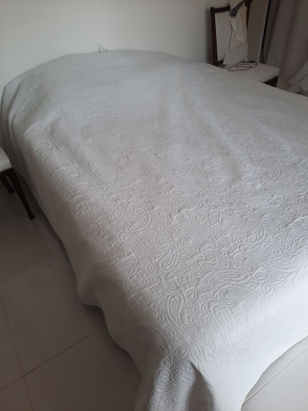 Sommier et matelas m&eacute;moire de forme 160x200cm Meubles