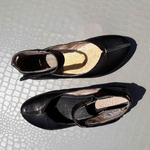 Ballerines Cuir Noir  Khrio  Femme Pointure 37 15 Arques (62)