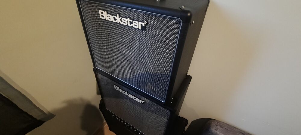 ECHANGE OU AMPLI GUITARE A LAMPE BLACKSTAR Instruments de musique