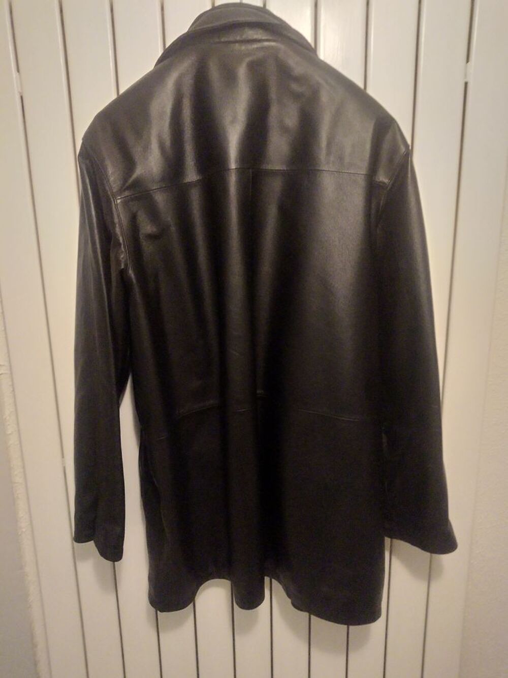 VESTE EN CUIR NOIR Vêtements