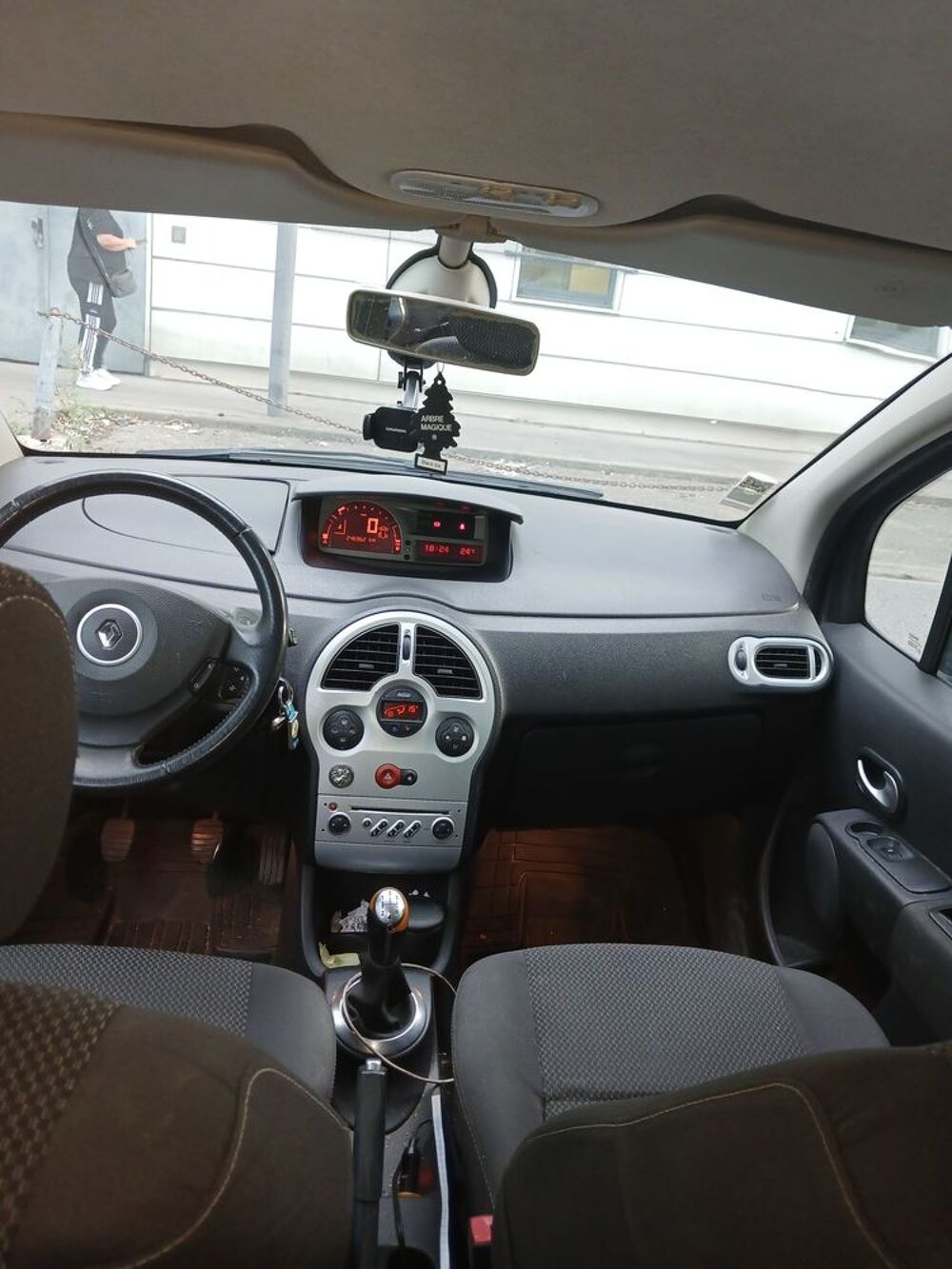 Modus 1.5 dCi 90 eco2 Evian Master Euro 5 2010 occasion 69003 Lyon