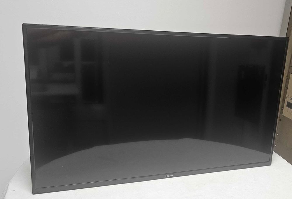 TV Haier 32" LED €" LE39B7000C €" Fonctionne parfaitement Photos/Video/TV