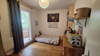  Appartement  vendre 4 pices 82 m