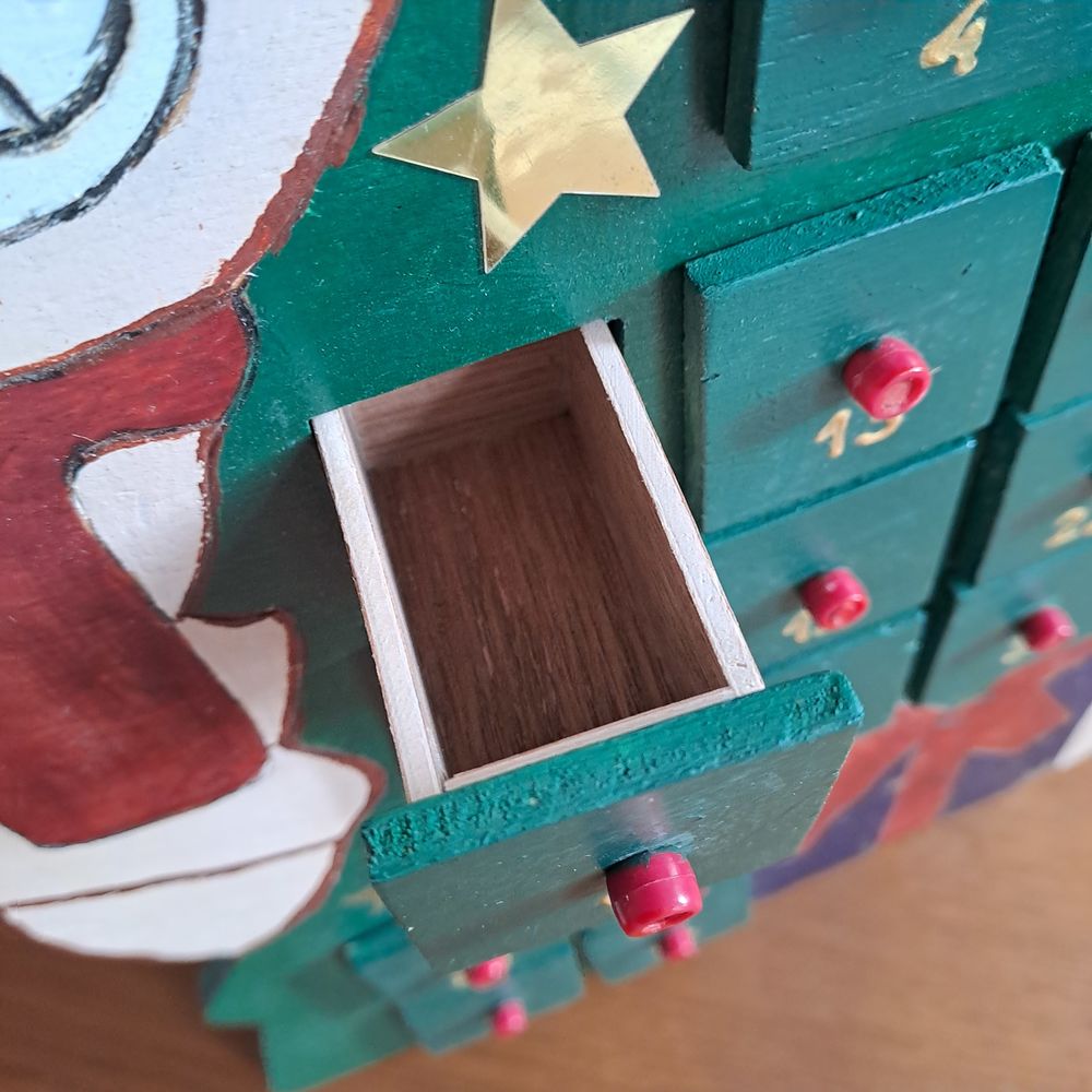 CALENDRIER DE L'AVENT EN BOIS Jeux / jouets