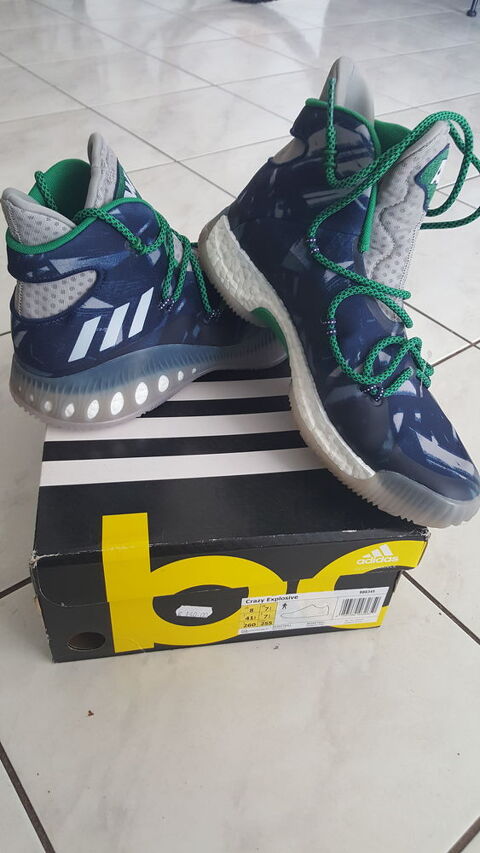 Basket montante Adidas 41 1/3 neuve dans la bote d origine 40 Villeurbanne (69)