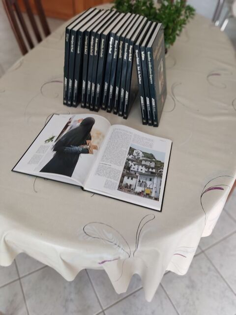 Collection des pays et des hommes de Larousse slection 200 Mortagne-sur-Gironde (17)