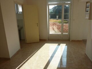  Villa à louer 4 pièces 70 m² Bantouzelle