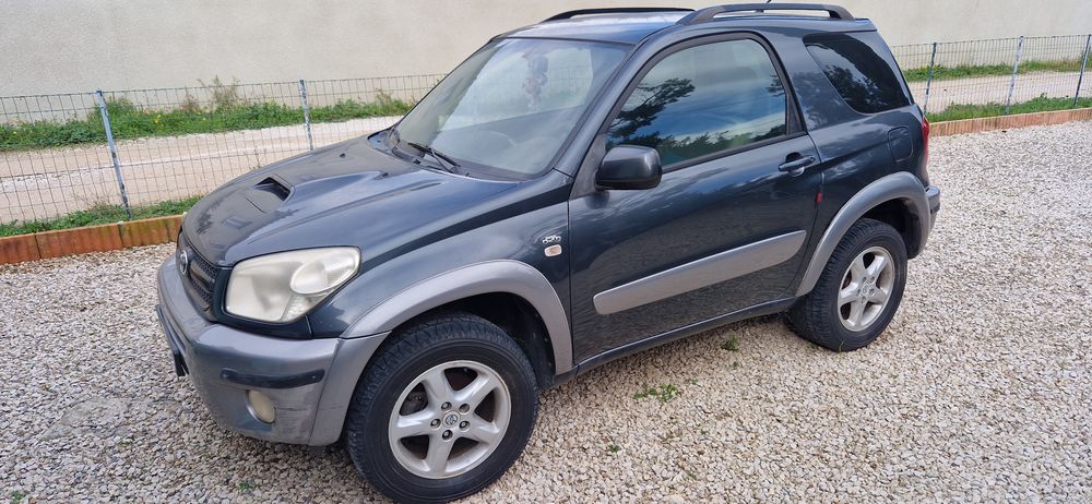 RAV 4 RAV4 115 D-4D GX 2004 occasion 84270 Vedène