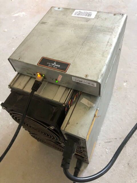 Antminer S17 pro 59 Th/s 3500 Clermont-Ferrand (63)