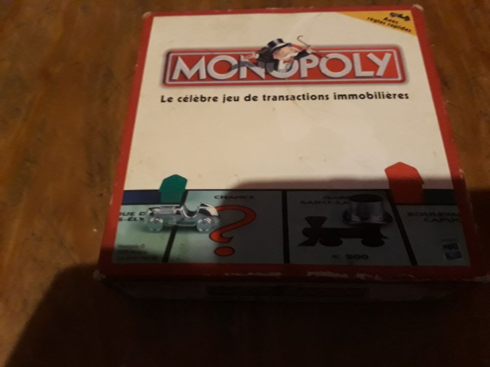 monopoly jeux complet, avec bo&icirc;te d'origine &eacute;tat neuf Jeux / jouets