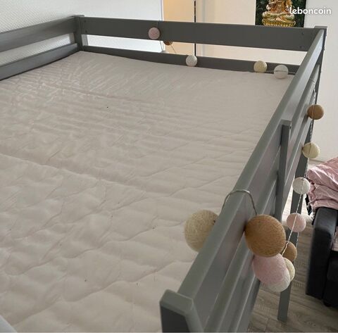 MATELAS 140*190 100 Crteil (94)