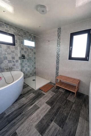  Maison � vendre 7 pi�ces 203 m�