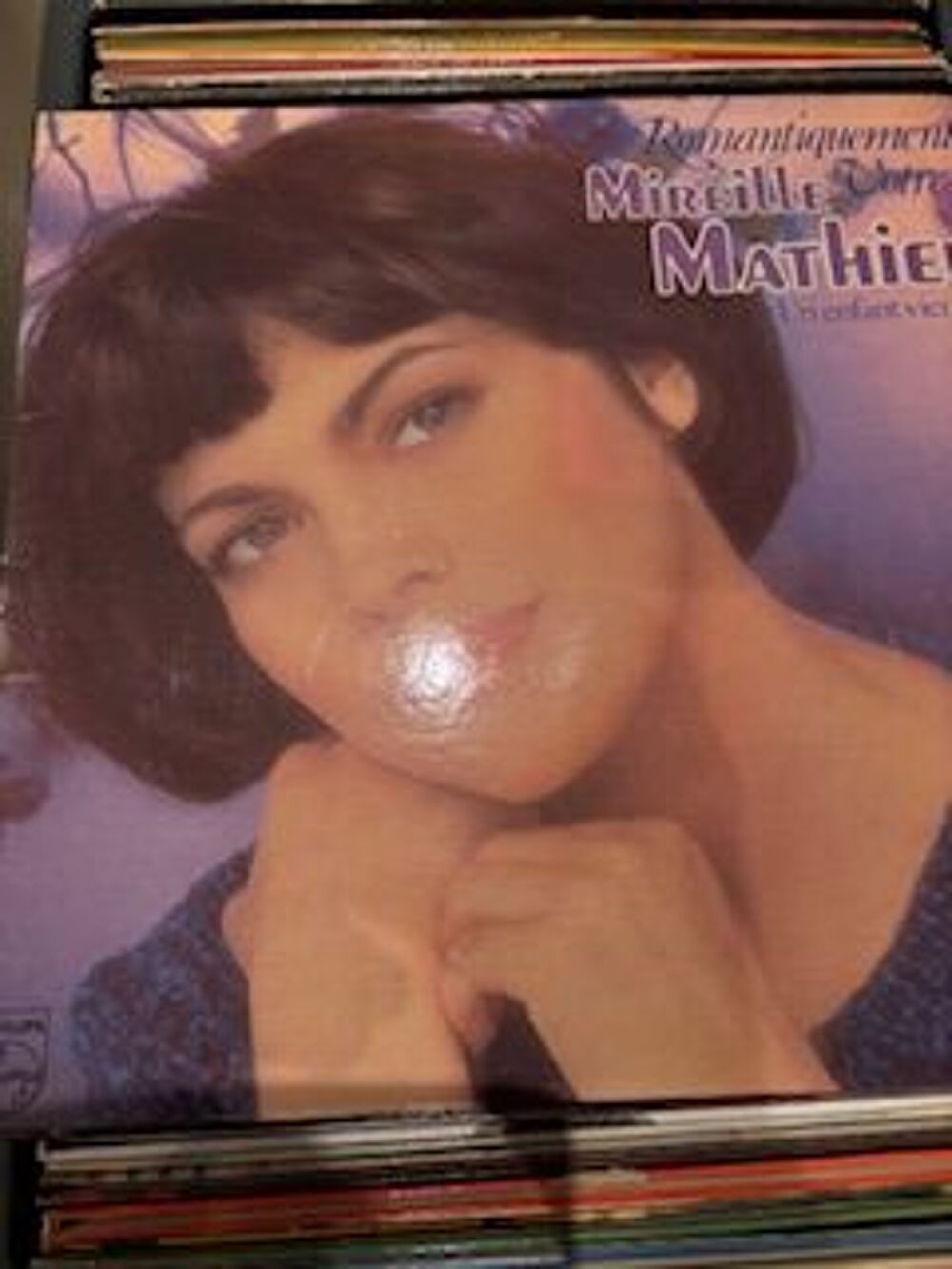 284 DISQUES VINYLES 33Tours
CD et vinyles
