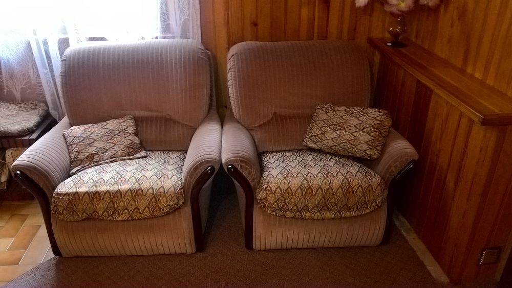 canap&eacute; +2 fauteuils Meubles