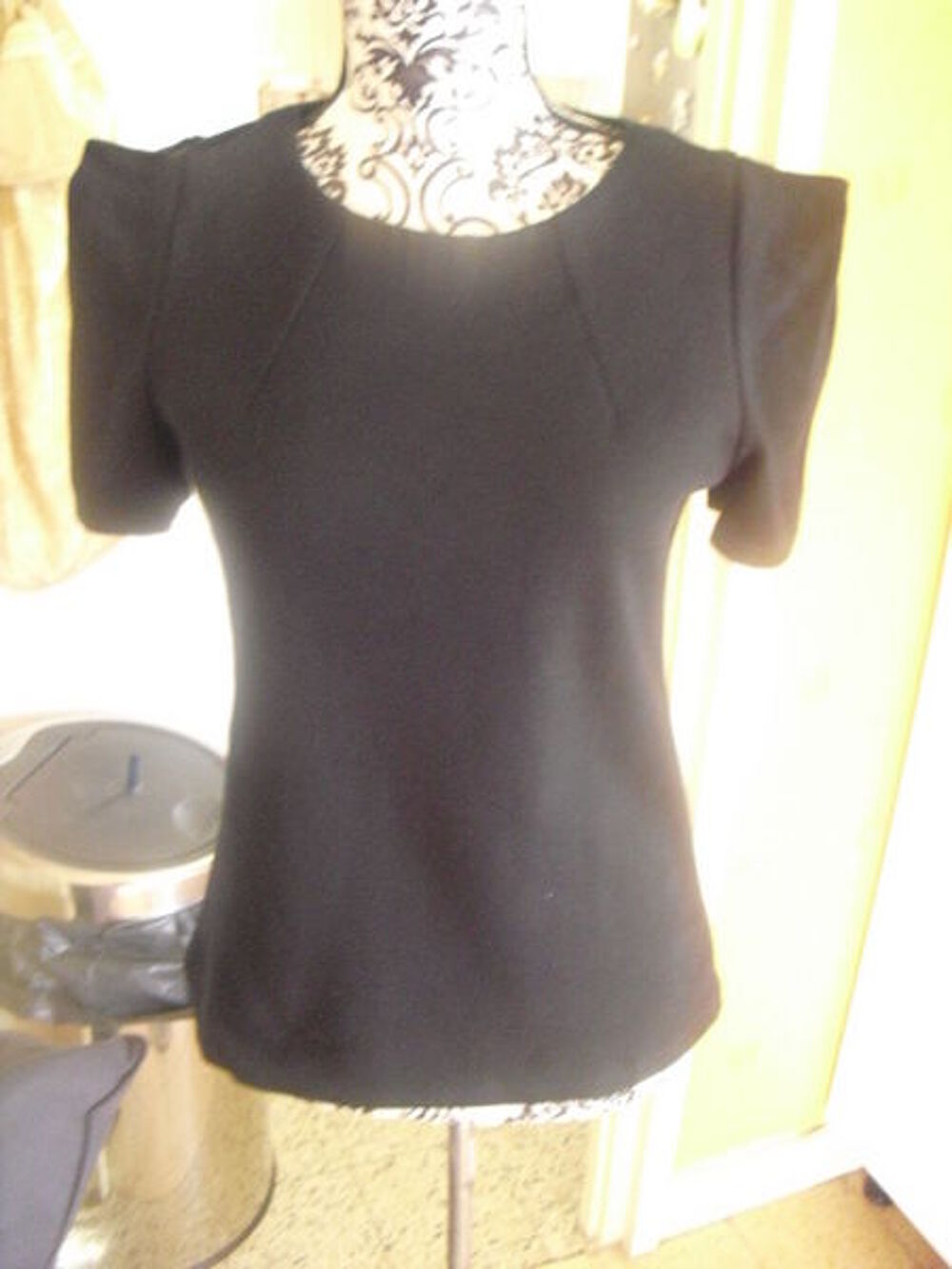 TOP NOIR tissus &eacute;pais NEUF ZARA TAILLE M Vêtements