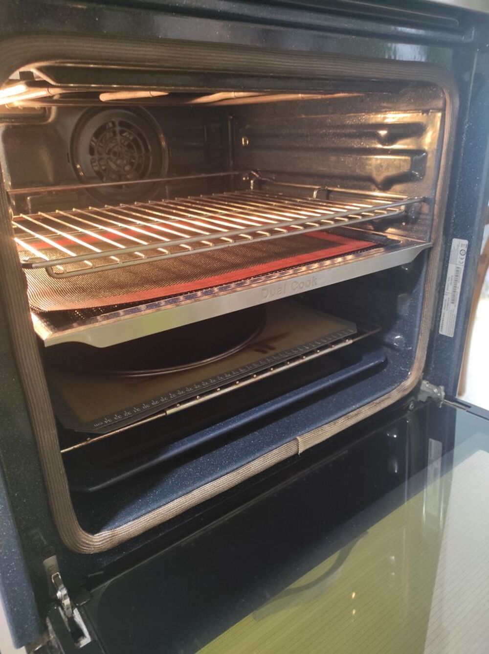 Cuisine &eacute;quip&eacute;e Meubles