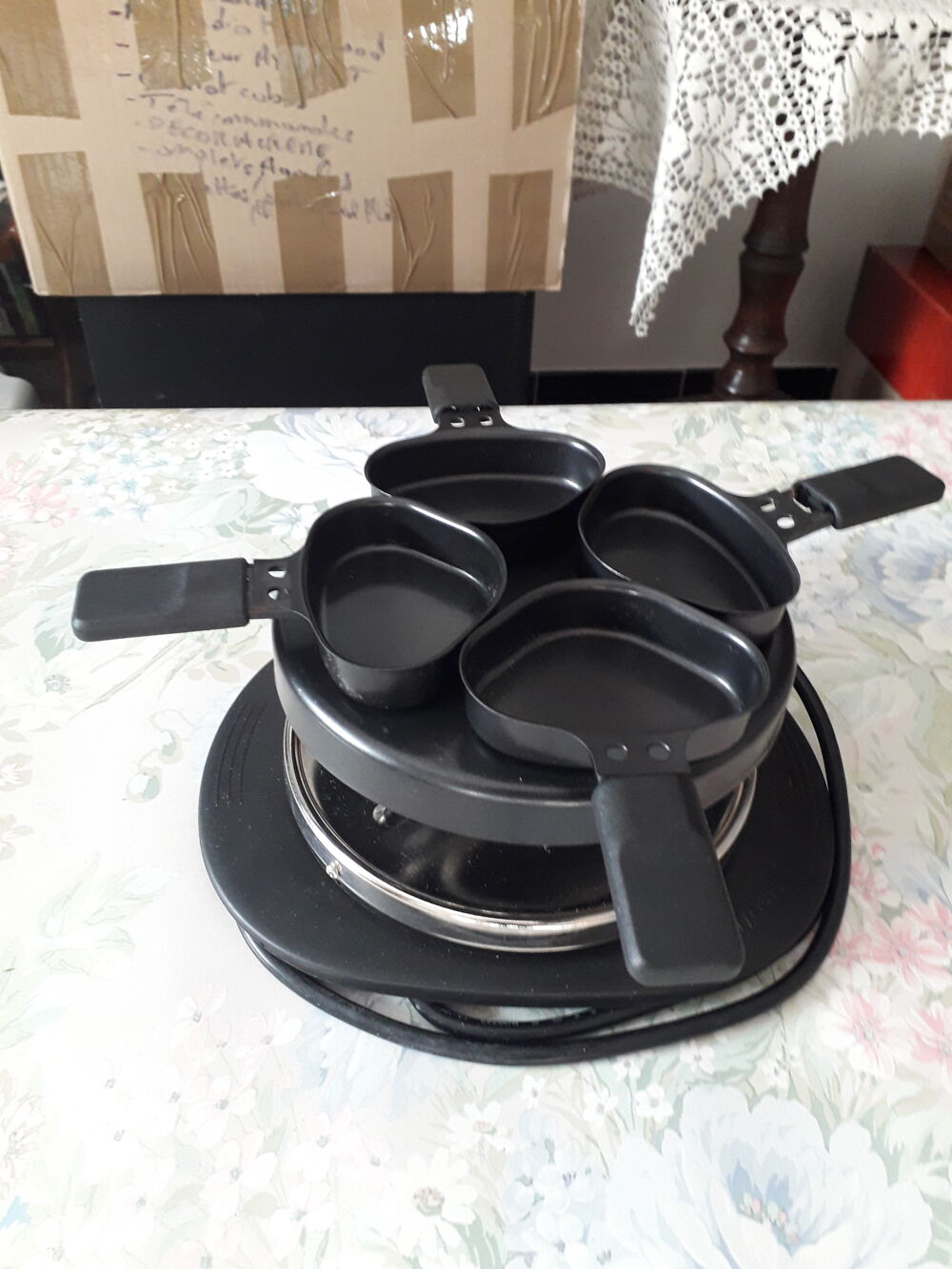 Appareil &aacute; raclette neuf 2 personnes. Electroménager